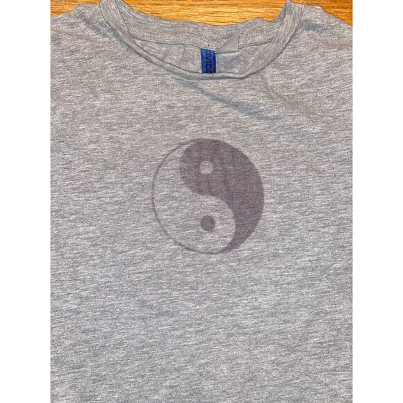Gray Yin Yang Graphic T-Shirt Mens Crew Neck Short Sleeve Cotton Blend - Picture 2 of 2